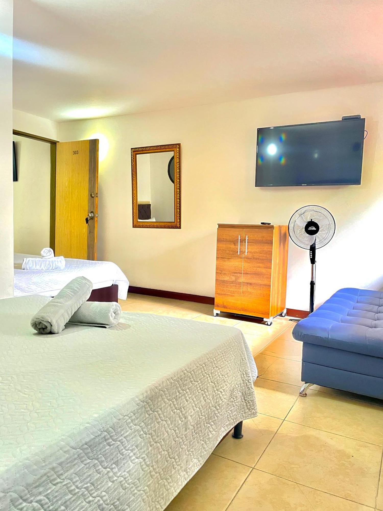 Hotel Torre Primavera Медельїн Екстер'єр фото