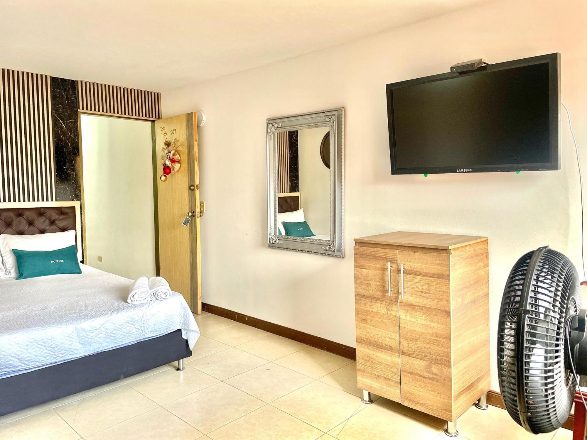 Hotel Torre Primavera Медельїн Екстер'єр фото