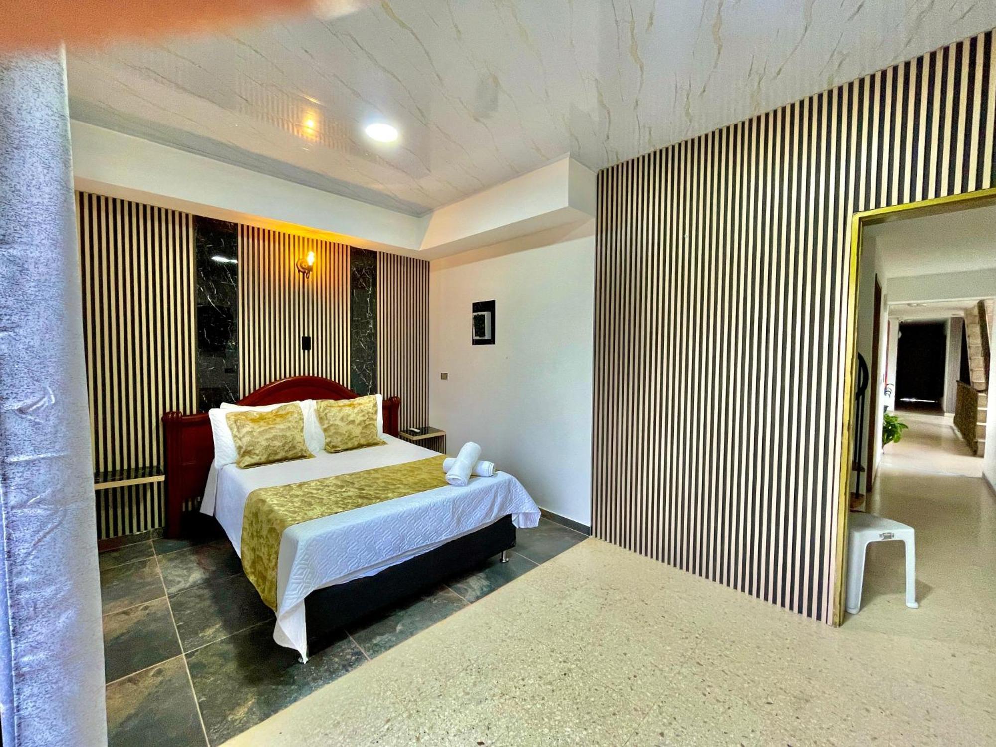 Hotel Torre Primavera Медельїн Екстер'єр фото
